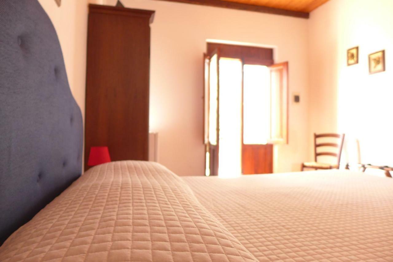 Bed and Breakfast La Suma Sumalia à Noto Extérieur photo